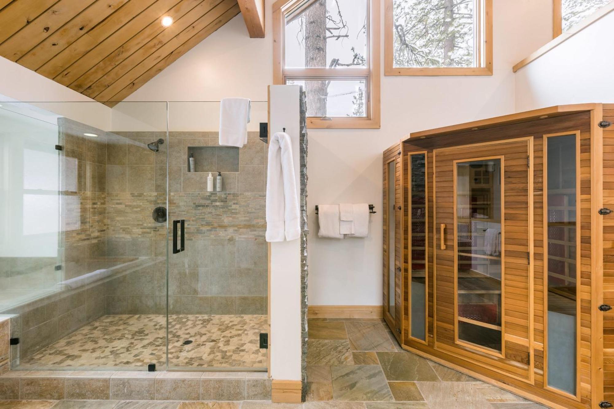 Coyote Moon By Avantstay Cabin Wsauna Mins From Dt Truckee Northstar Buitenkant foto